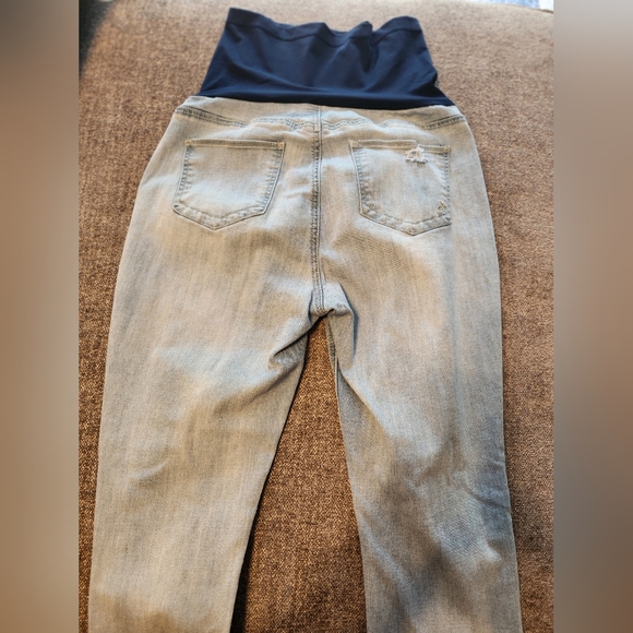 Maternity Distressed Jeans, Size L - Picture 6 of 9
